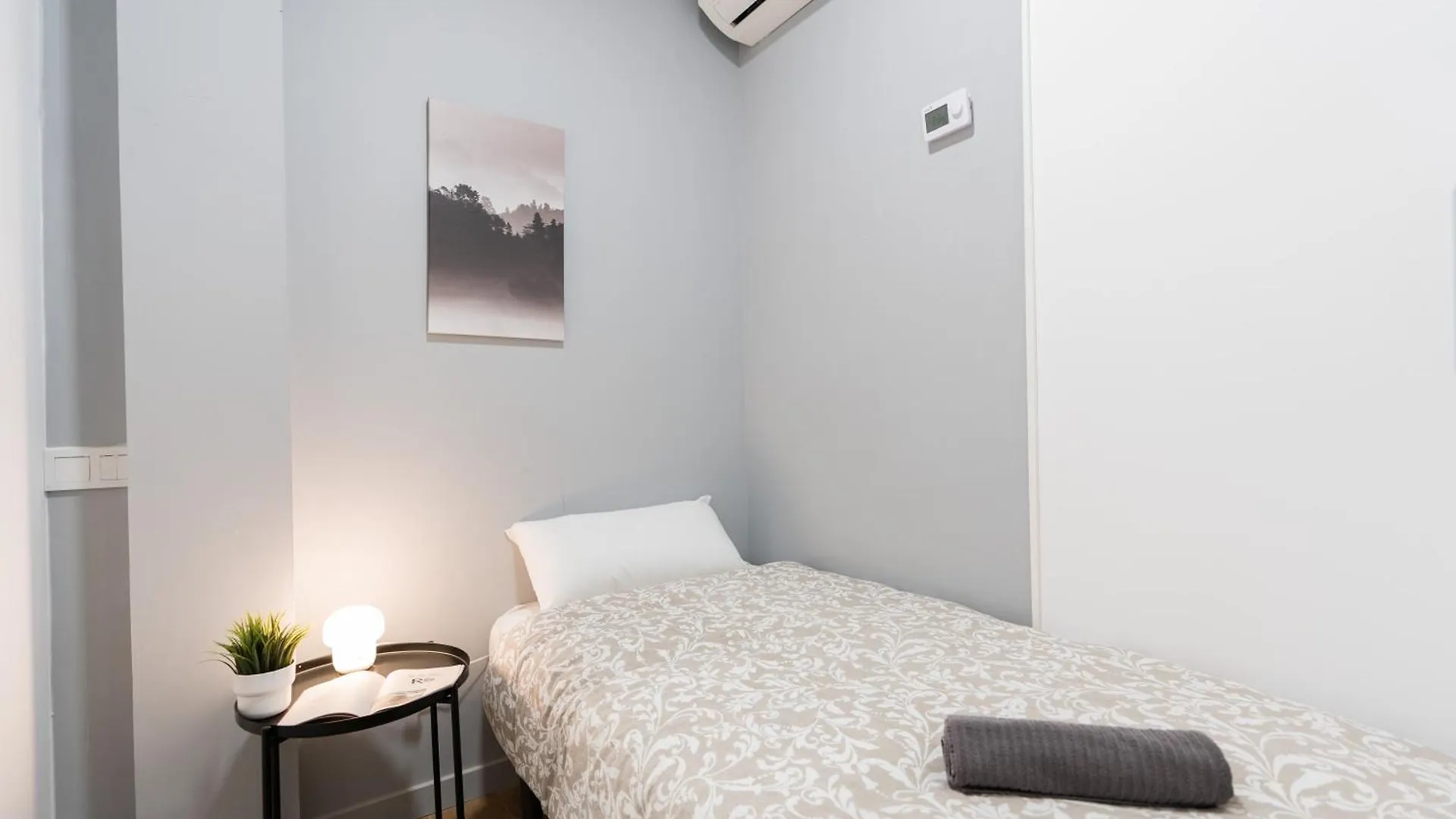 Fusina Apartment Barcelona Spain