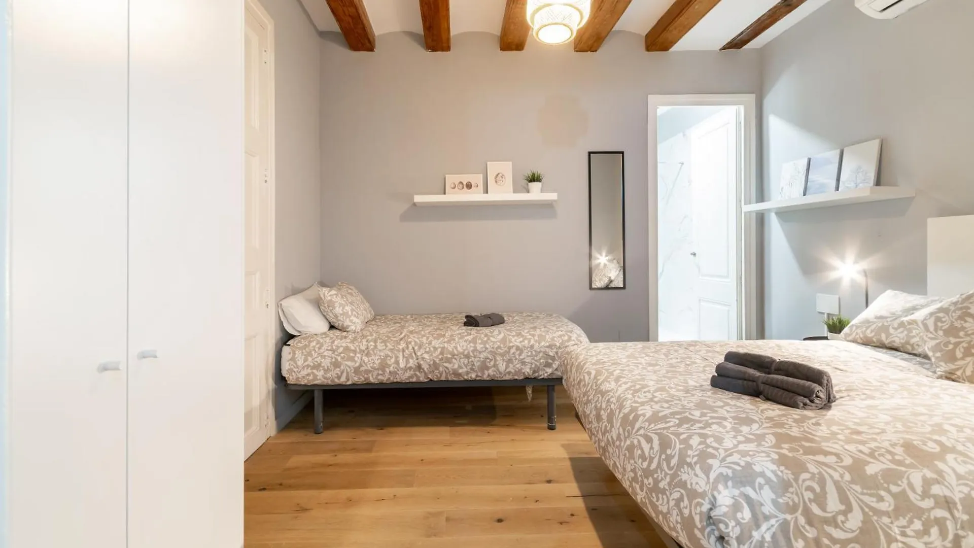 Fusina Apartment Barcelona